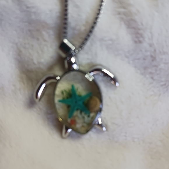 Jewelry - Sea Turtle Necklace